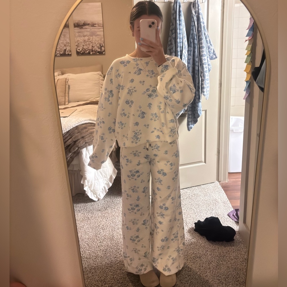 AS Revival Floral White and Blue Wide-Leg PANTS